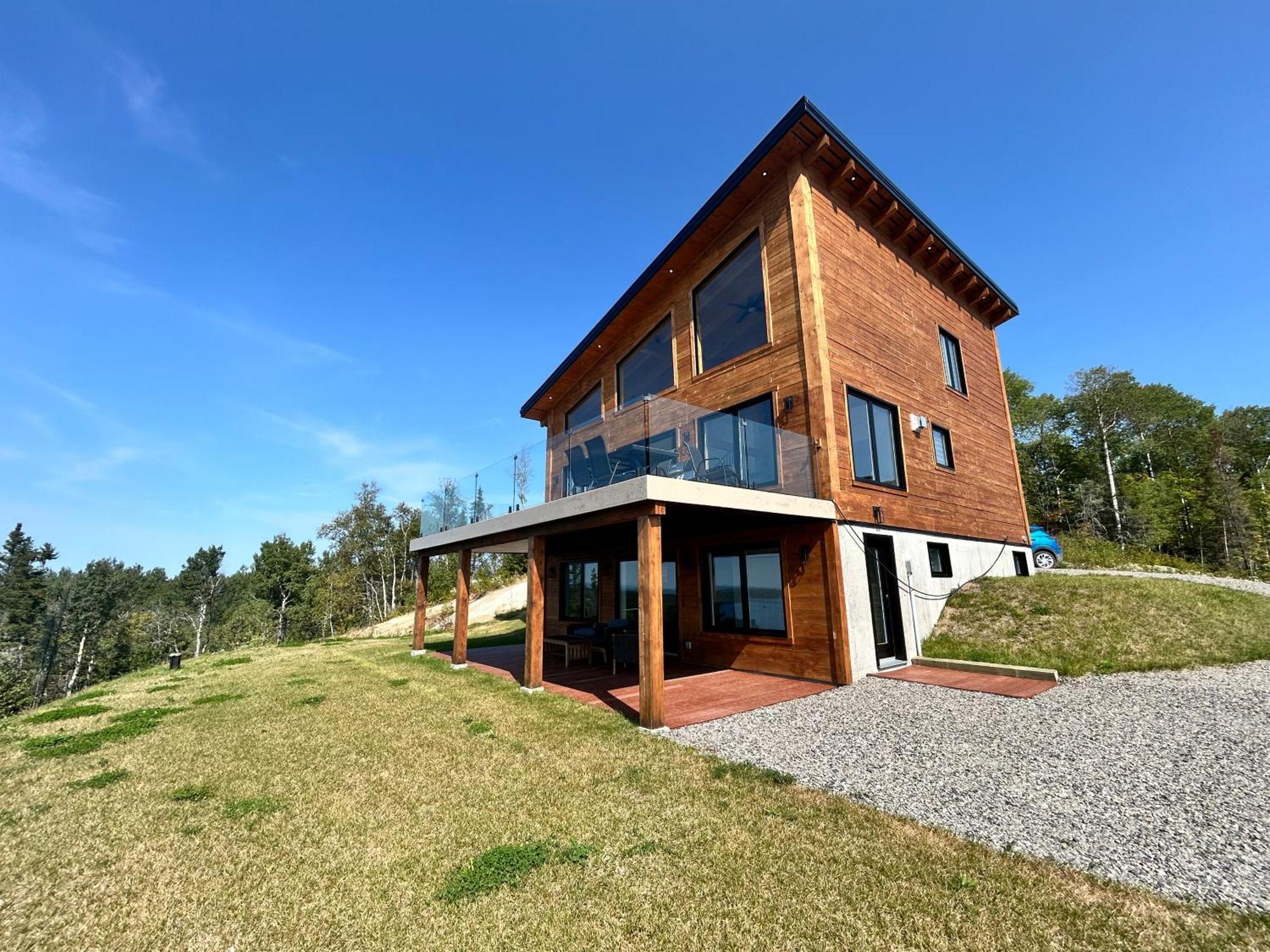 Domaine Otis Chalet Saint-Felix-d'Otis